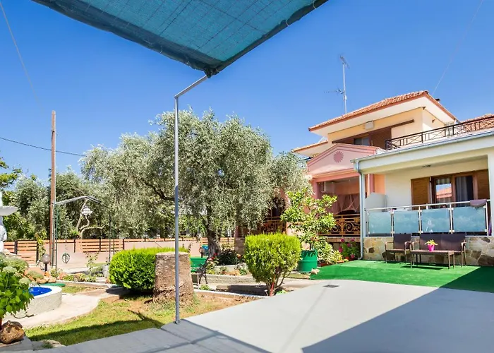 阿斯特里斯公寓 公寓 *